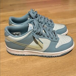 Nike GS Dunk Low Aura Clear Blue Swoosh
